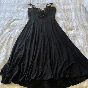 NEW Chic Black Lace-Up Midi Dress